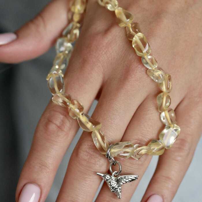 Из цитрина с колибри