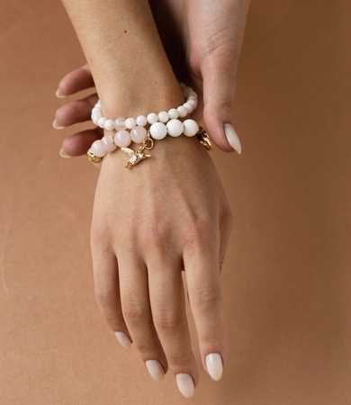 Украшение с полудрагоценными минералами