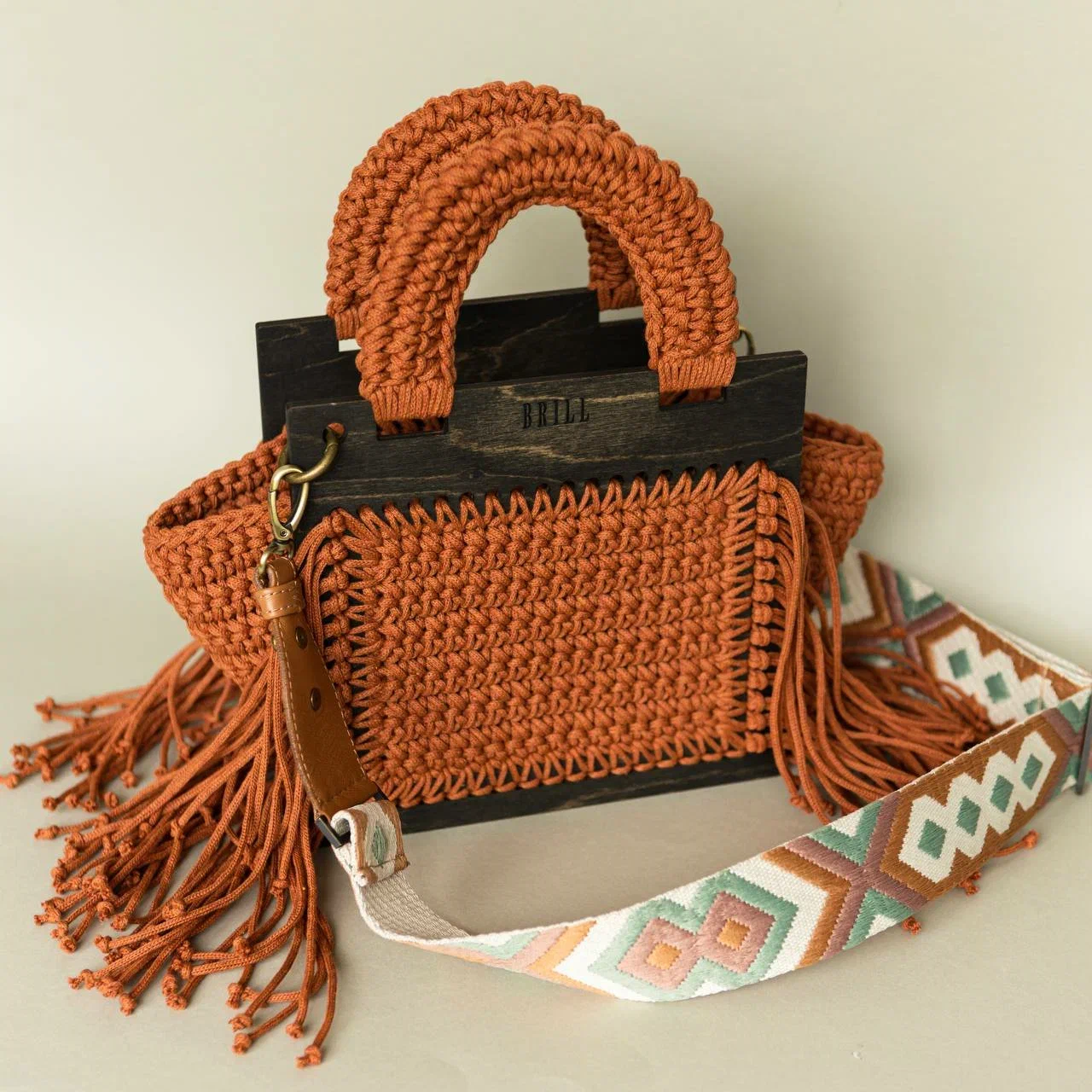 БЭГГИ с бахромой