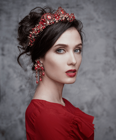 Вечерние украшения