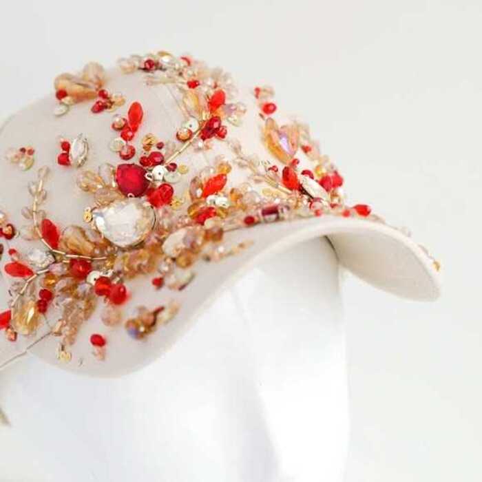 Кепка с вышивкой