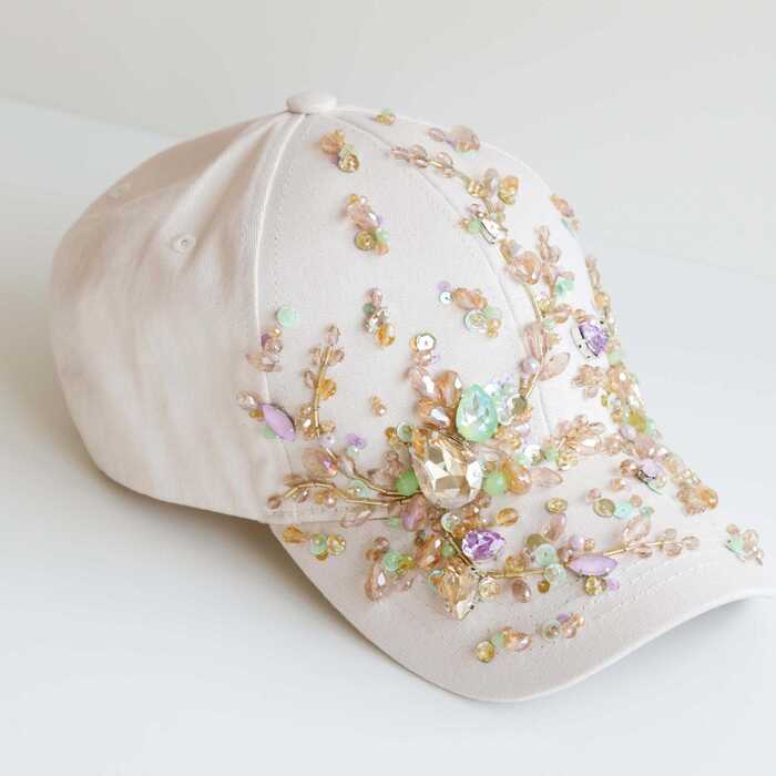 Кепка с вышивкой