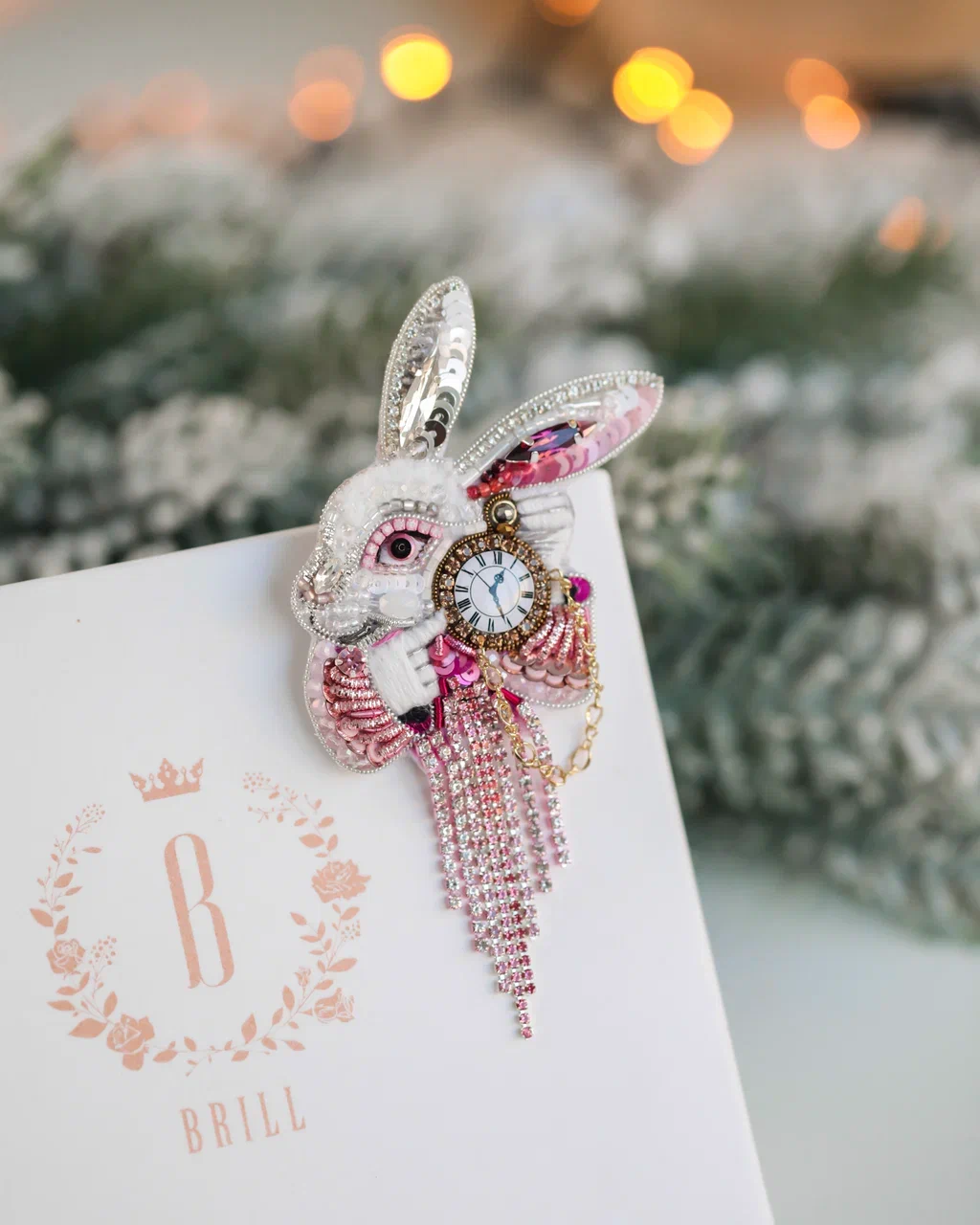 Белый кролик 