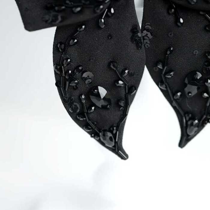 Бант "Мальва" черный с макси вышивкой