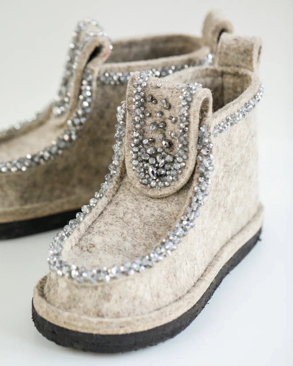 ВАЛЕШИ® С ВЫШИВКОЙ