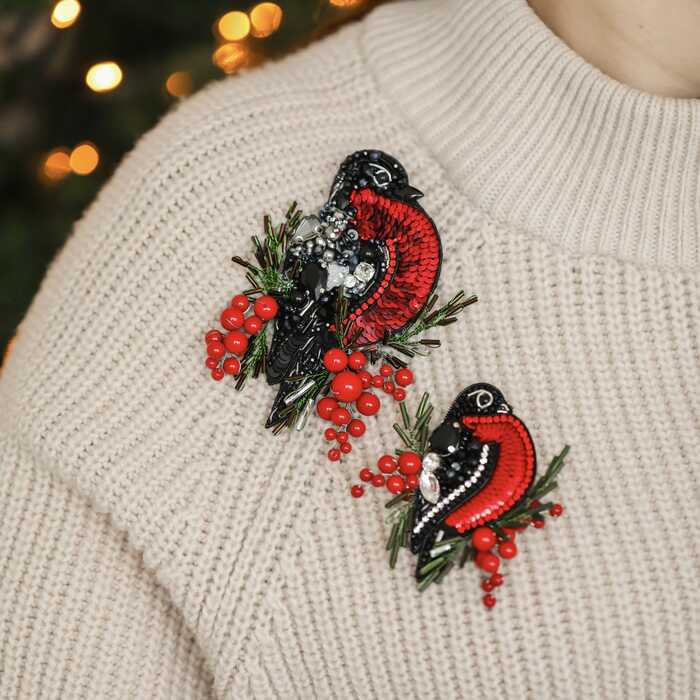 Снегирь средний