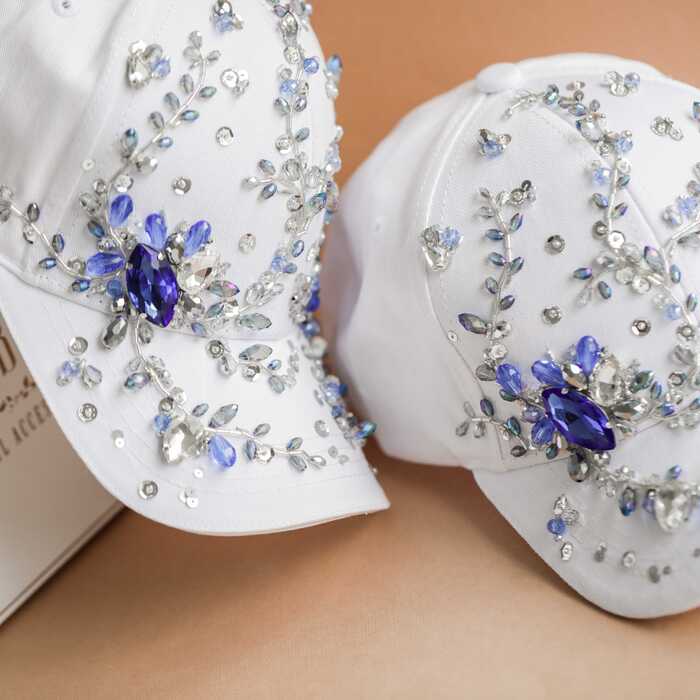 Кепка с вышивкой