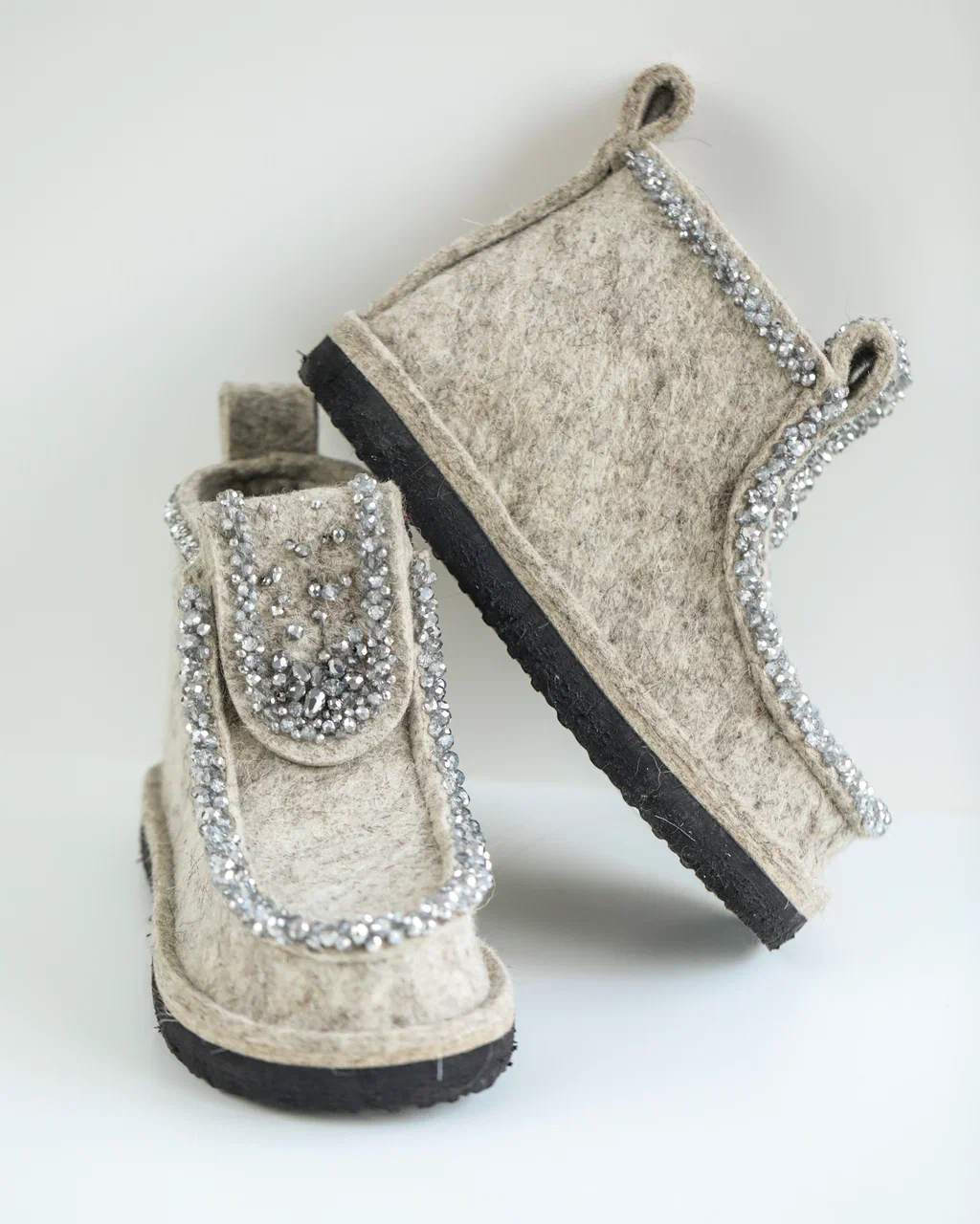 ВАЛЕШИ® С ВЫШИВКОЙ