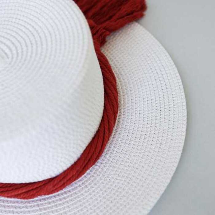 АЛЫЕ ПАРУСА