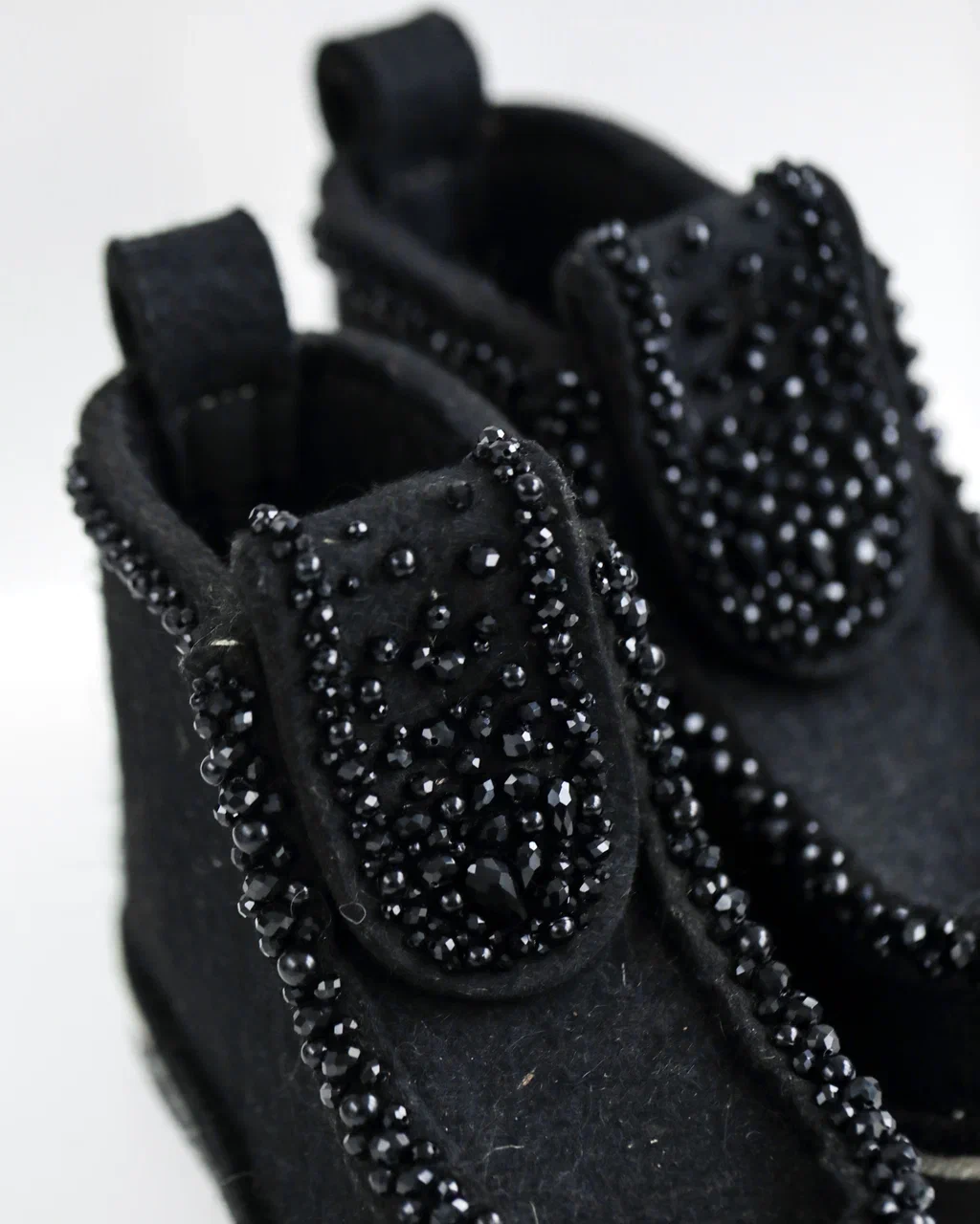 ВАЛЕШИ® С ВЫШИВКОЙ