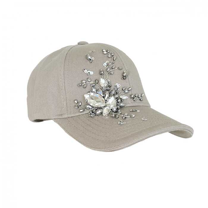 Кепка с вышивкой minimal