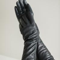 Цвет: Черный