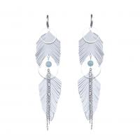 Цвет: Светло-серый